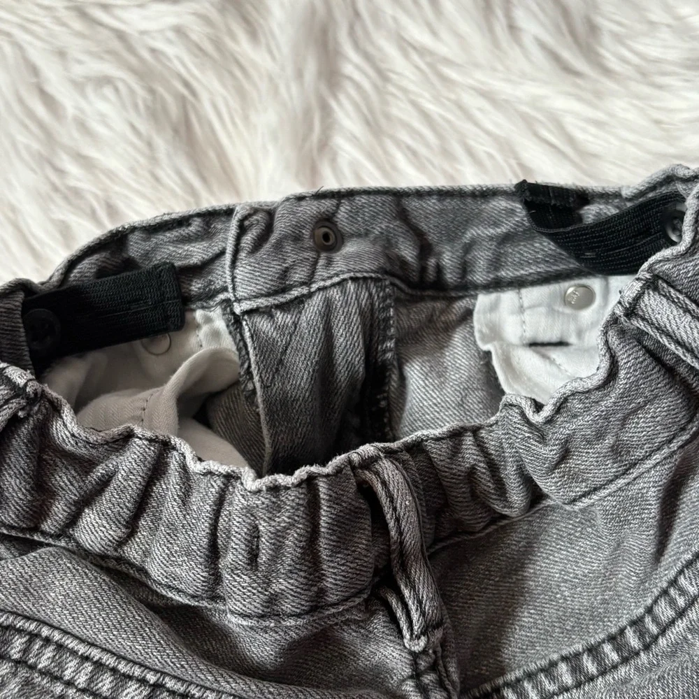 Gap Kids Boys Size 8 Gray‎ Straight Leg Jeans Elastic Waist Zipper Close Denim